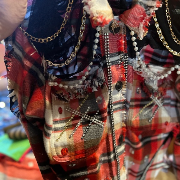 One of a kind flannel shirt. Sexy!
Size Large
Handmade with Love. - Picture 4 of 5